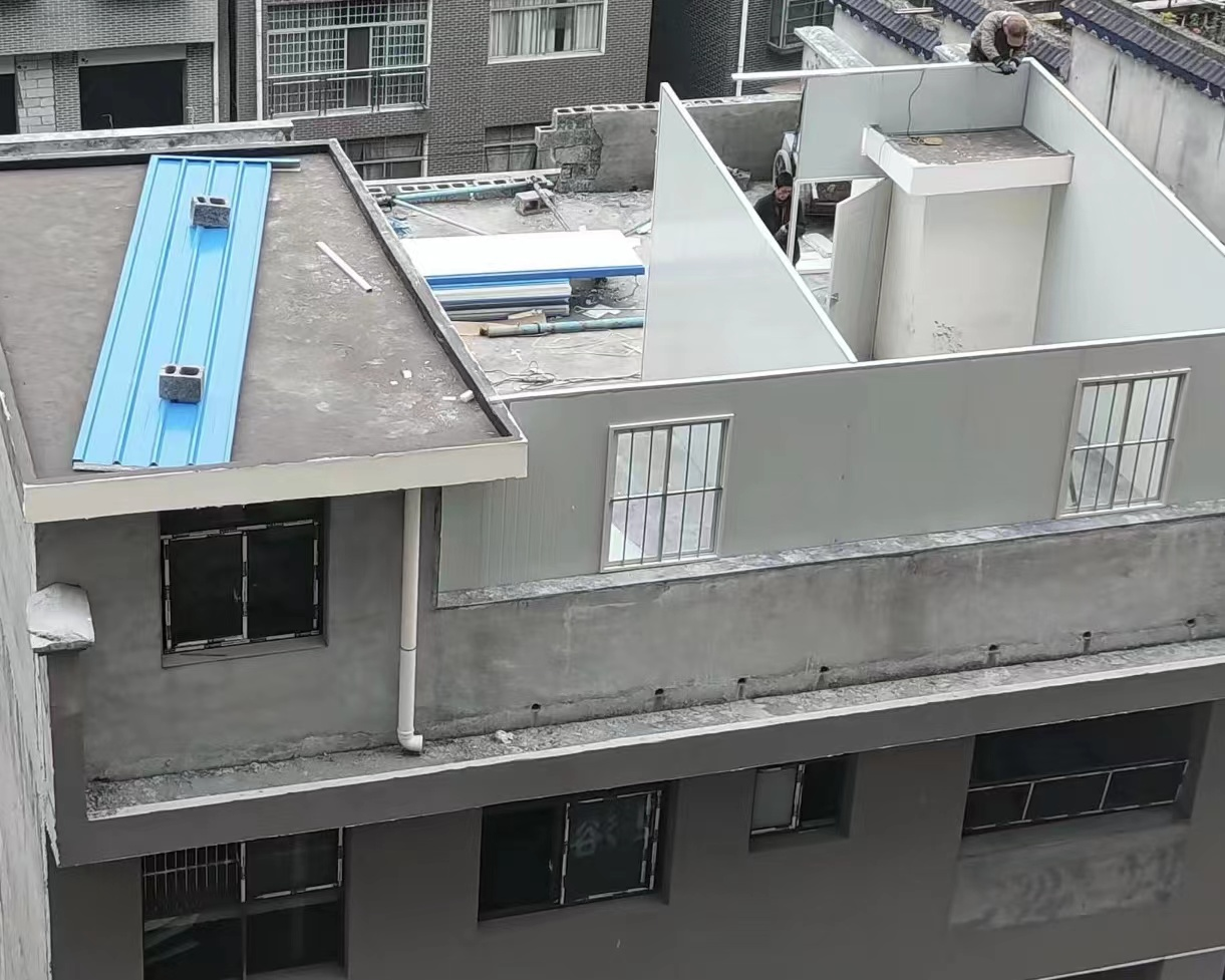 湘西古丈：城管执法局依法拆除乱搭乱建建筑 助力全域文明建设