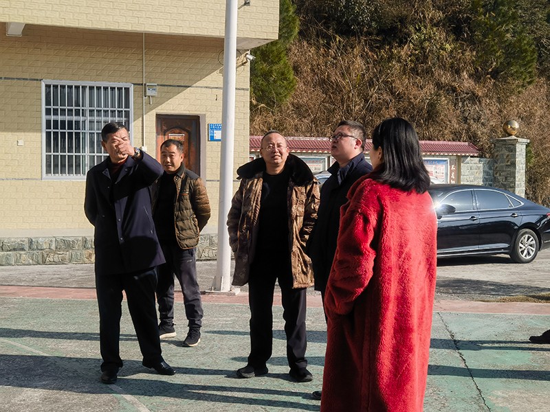 湘西州文旅广电局一行深入五里坡微波站开展安全播出及消防安全检查暨调研工作