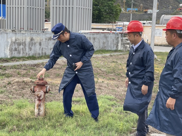 湘西古丈：消防大队深入天然气企业做中秋节前消防检查