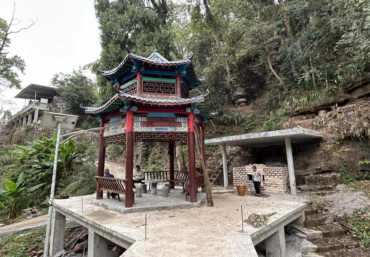 岩头寨镇磨刀岩村：深化村民自治 众筹众议共建美丽乡村