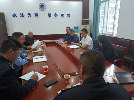 湖南省农业农村厅法规处聂建刚处长一行到古丈县检查指导农业综合行政执法工作