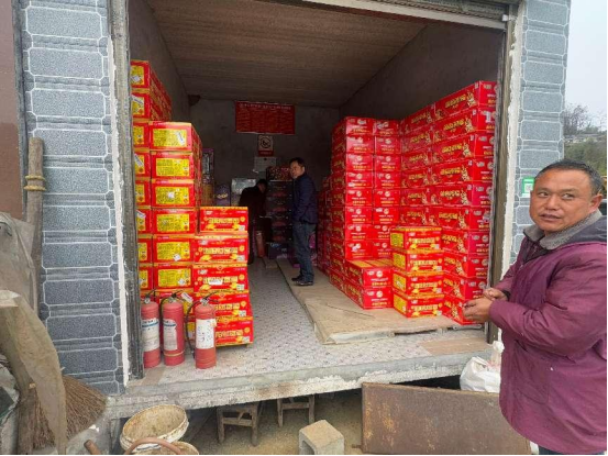 断龙山镇：开展烟花爆竹和敬老院消防安全检查