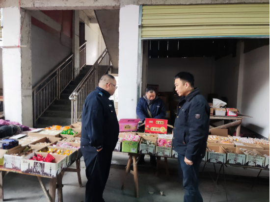 坪坝镇：携手织密“安全网” ，筑牢生命安全“防火墙”