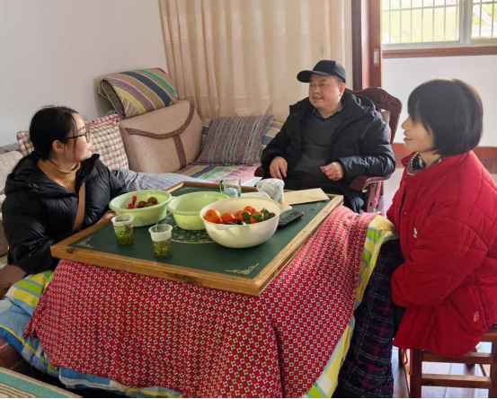 情暖寒冬 致敬芳华 ——古丈县茶叶局慰问走访退休老干部、老党员