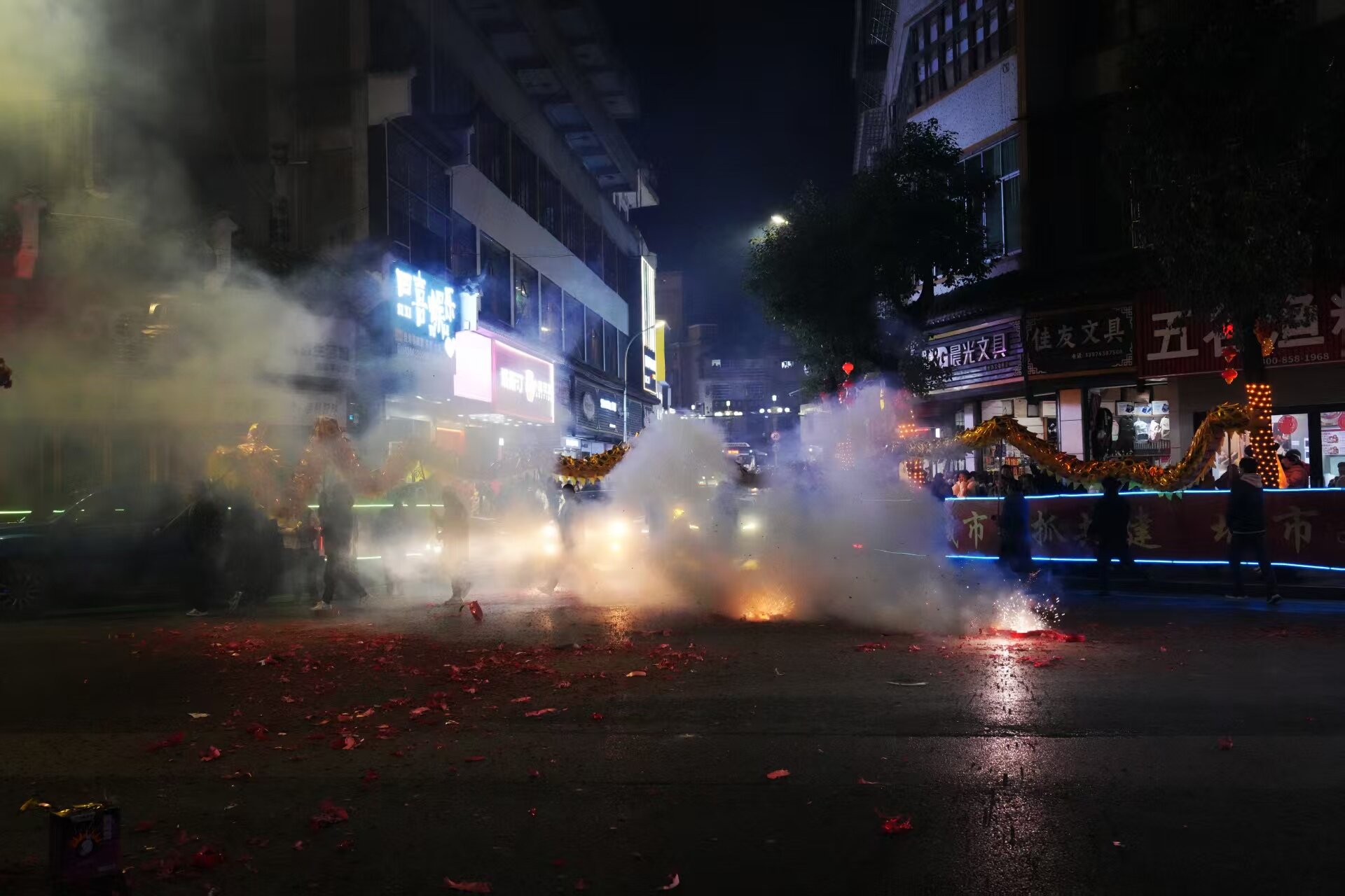 古阳镇：火烧龙非遗盛宴点亮元宵夜