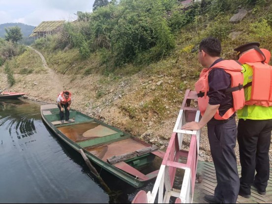 古丈县城乡建设和交通运输局：强化水上交通联合执法 筑牢安全监管防线