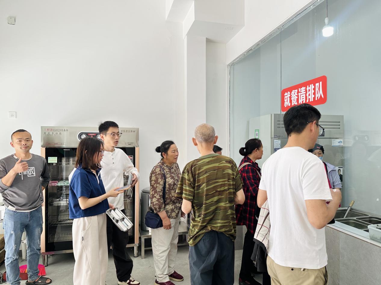 古阳镇红星社区:长者食堂让“老有所养”更有温度，守护老年人幸福“食”光