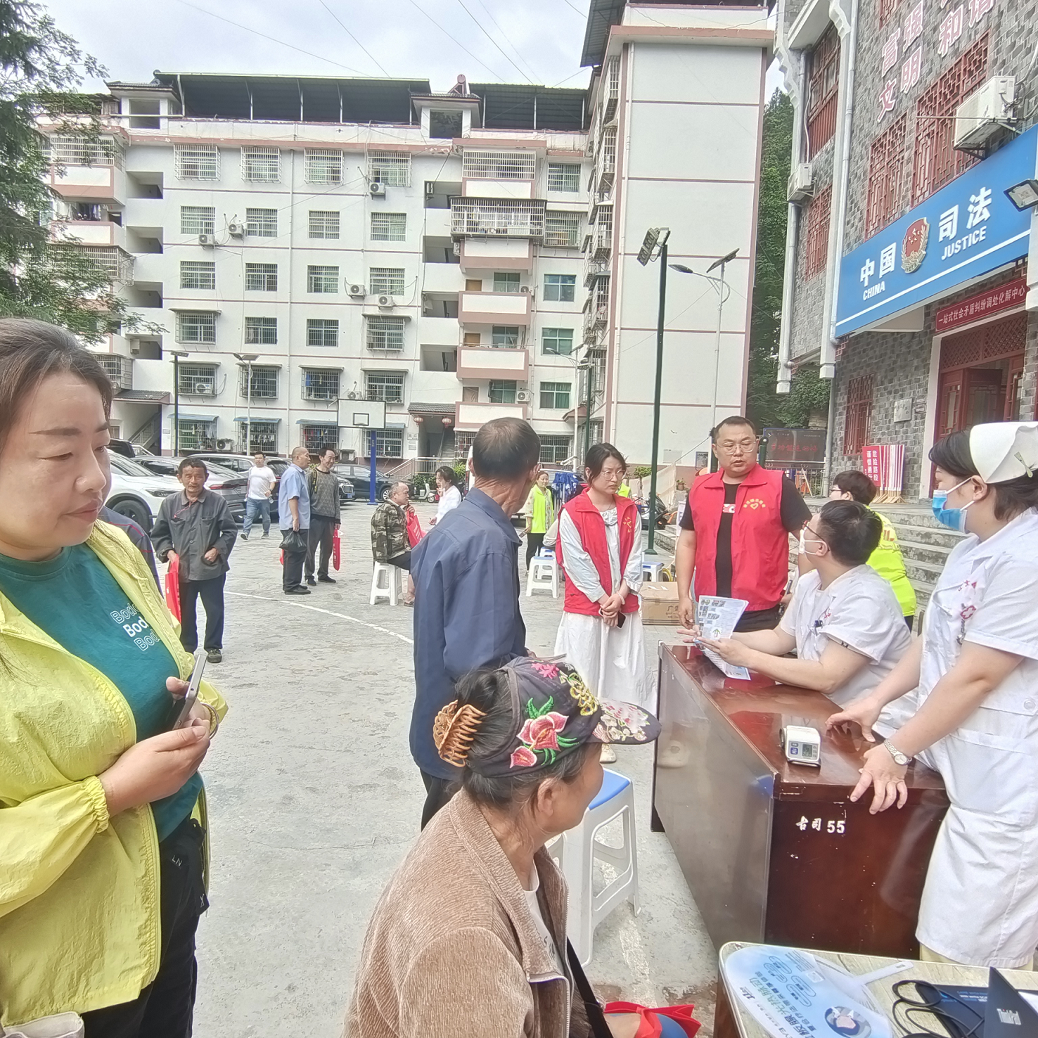 志愿暖人心，康复惠民生—— 默戎镇联合县残联开展康复下乡活动