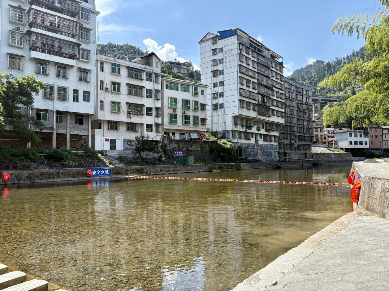 古阳镇红星社区：打造开放性安全水域  筑牢防溺水坚实堤坝