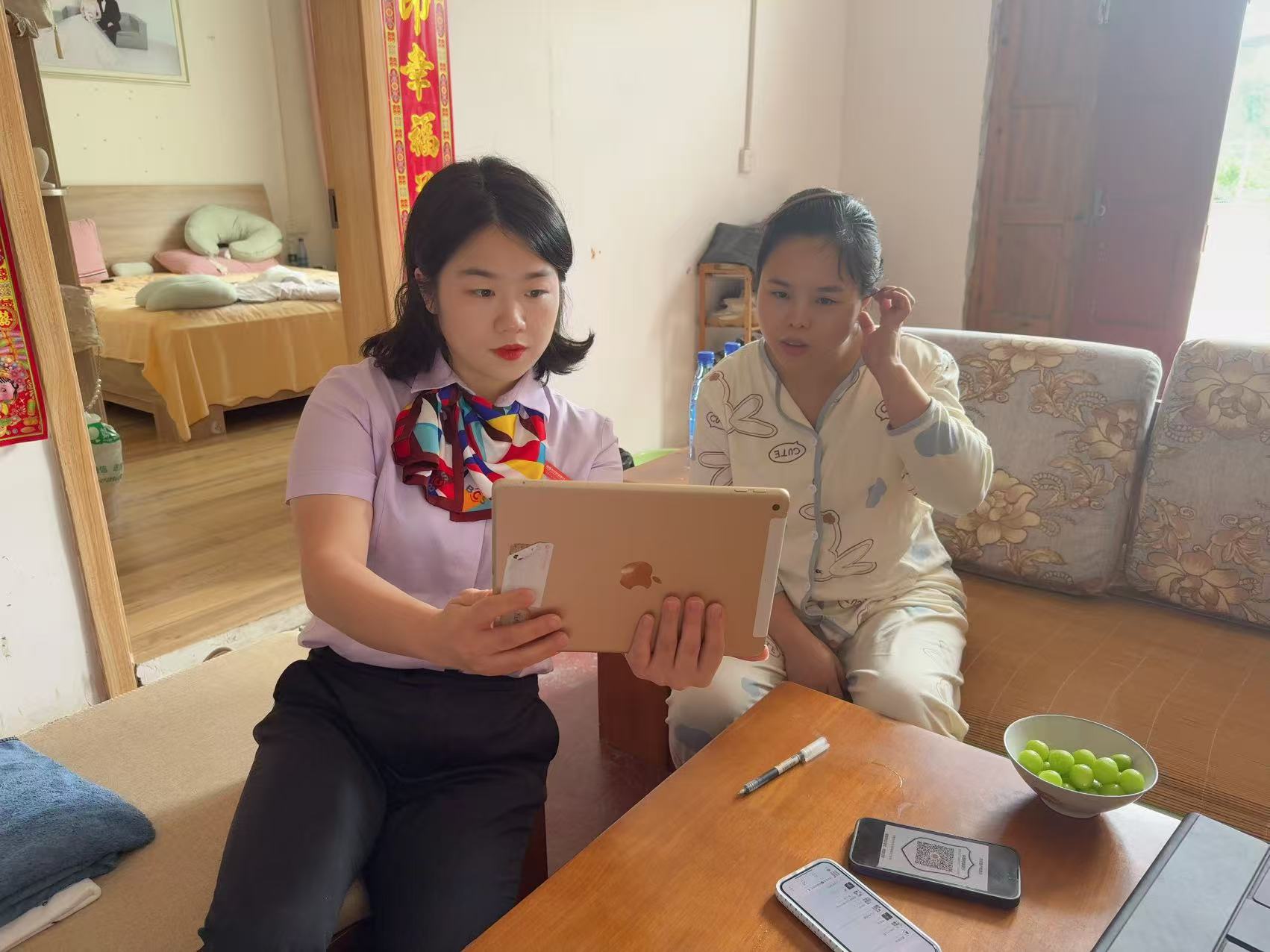 湘西长行村镇银行古丈支行暖心上门服务，彰显金融担当