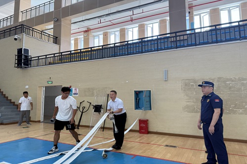 筑牢安全防线 古丈县学校开展防暴反恐消防应急处置培训