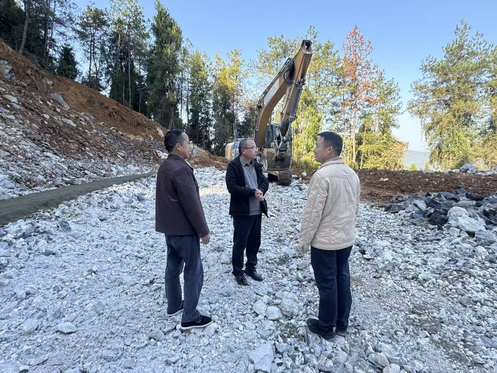 筑牢安全防线 守护群众平安——断龙山镇开展安全生产专项检查行动