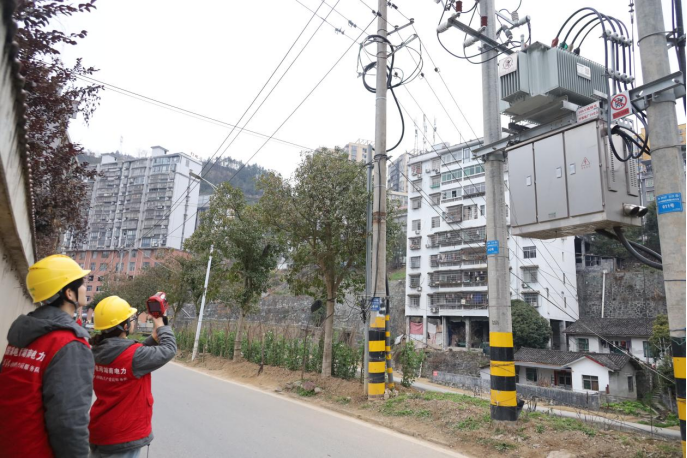 国网古丈县供电公司：红外测温“把脉问诊” 服务民生迎春节