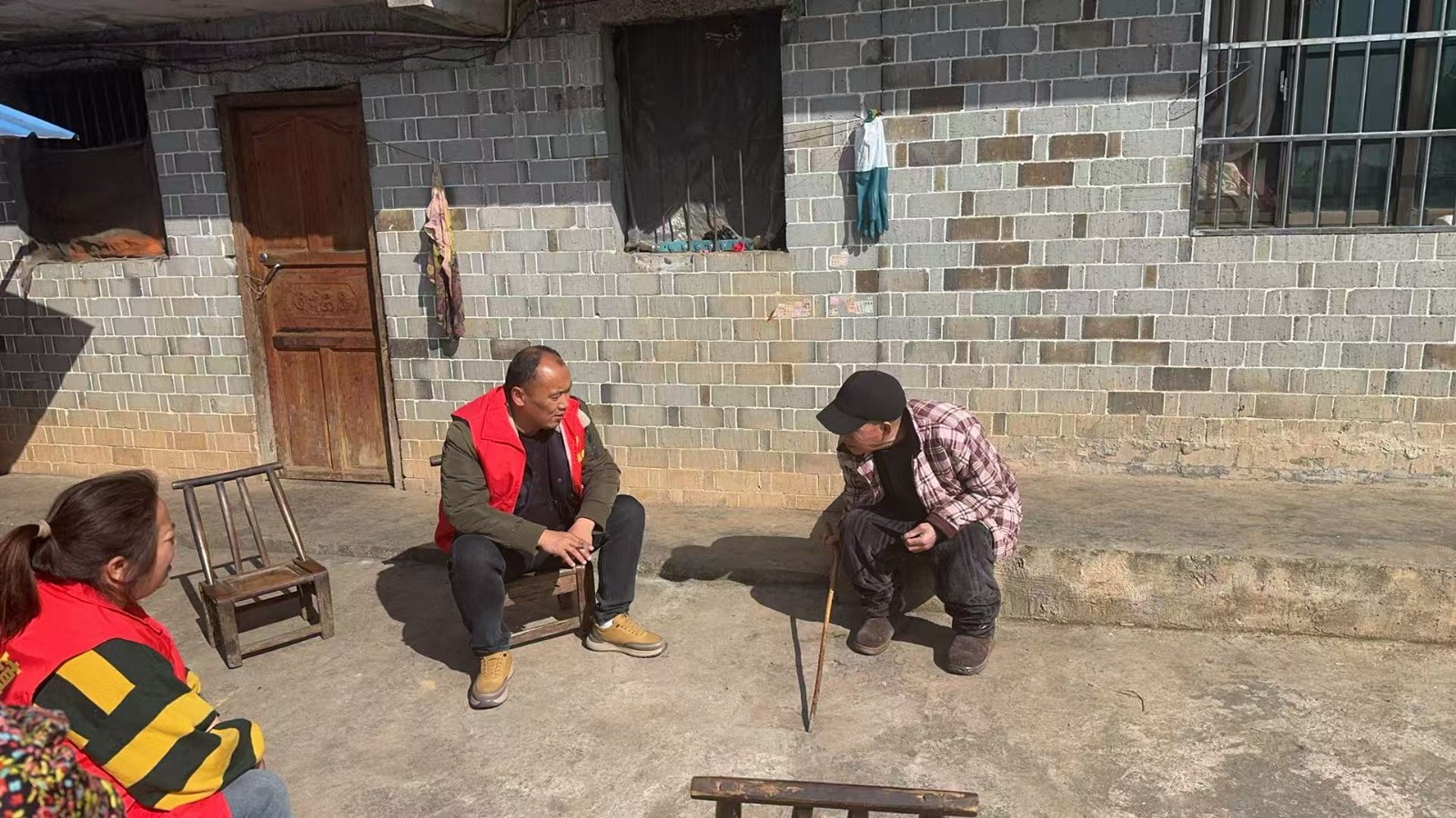 断龙山镇：学雷锋·文明实践我行动 志愿服务暖人心