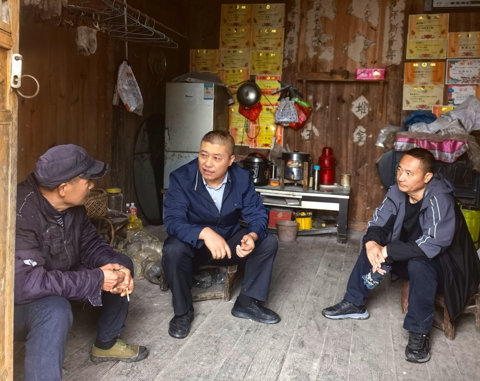 巧解田间土地积怨   筑牢乡村治理根基——古丈县综治中心诉前调解高效化解邻里灌溉纠纷