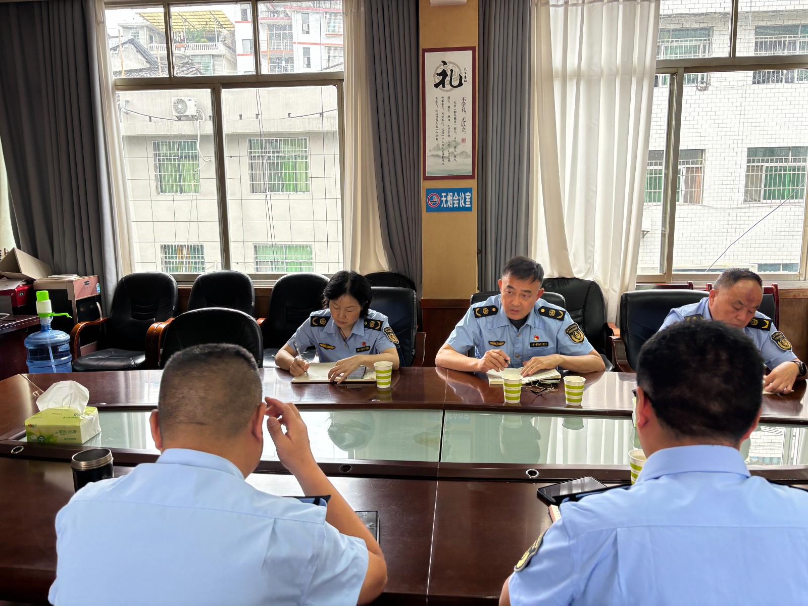 深入基层调研督导 精准赋能执法提升——湘西州交通执法支队赴古丈县交通运输综合行政执法大队开展调研座谈