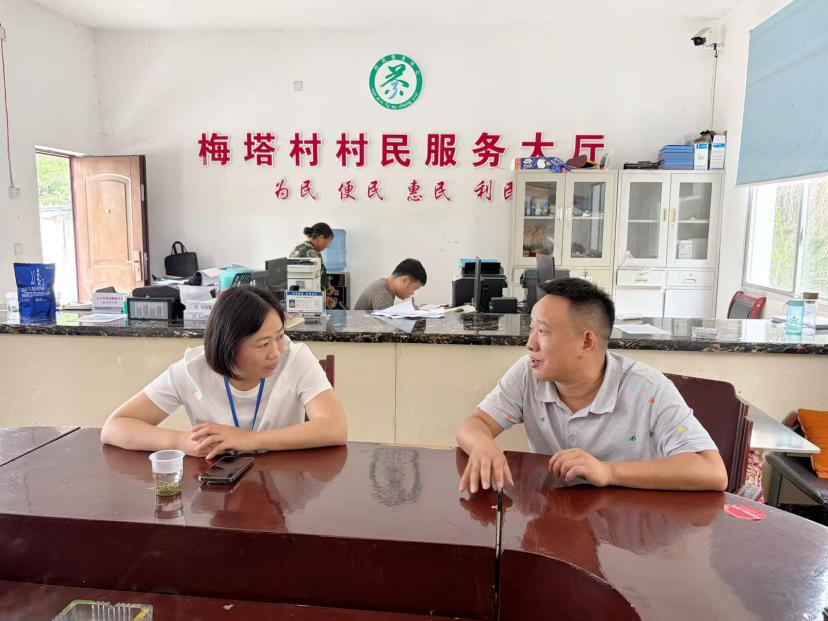 国家统计局湘西调查队到古丈县检查指导住户调查工作